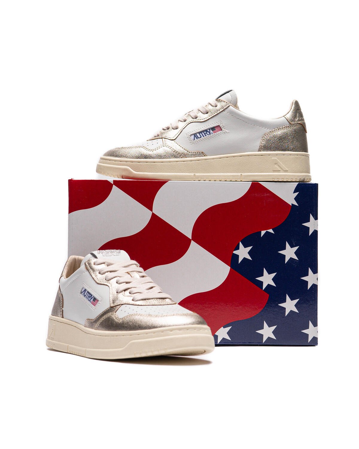 Autry Action Shoes WMNS MEDALIST LOW | AULWWB16 | AFEW STORE Autry Action Shoes WMNS MEDALIST LOW | AULWWB16 | AFEW STORE
